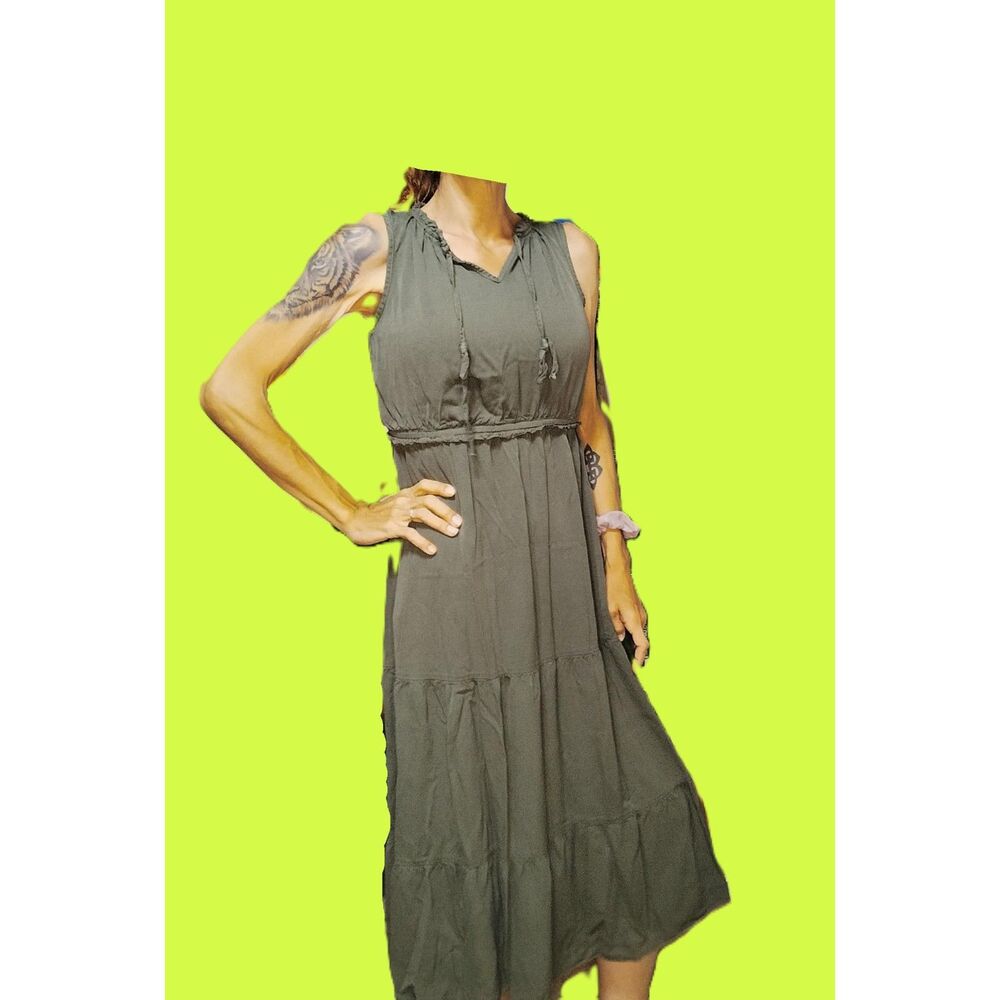 Kirundo Olive Green Boho Tiered Dress Size Small | Flowy & Stretch Waist